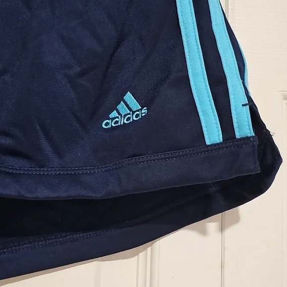 🏃‍♀️ Adidas Navy Blue Athletic Running Shorts w/ Side Stripes Size M - Picture 3 of 5